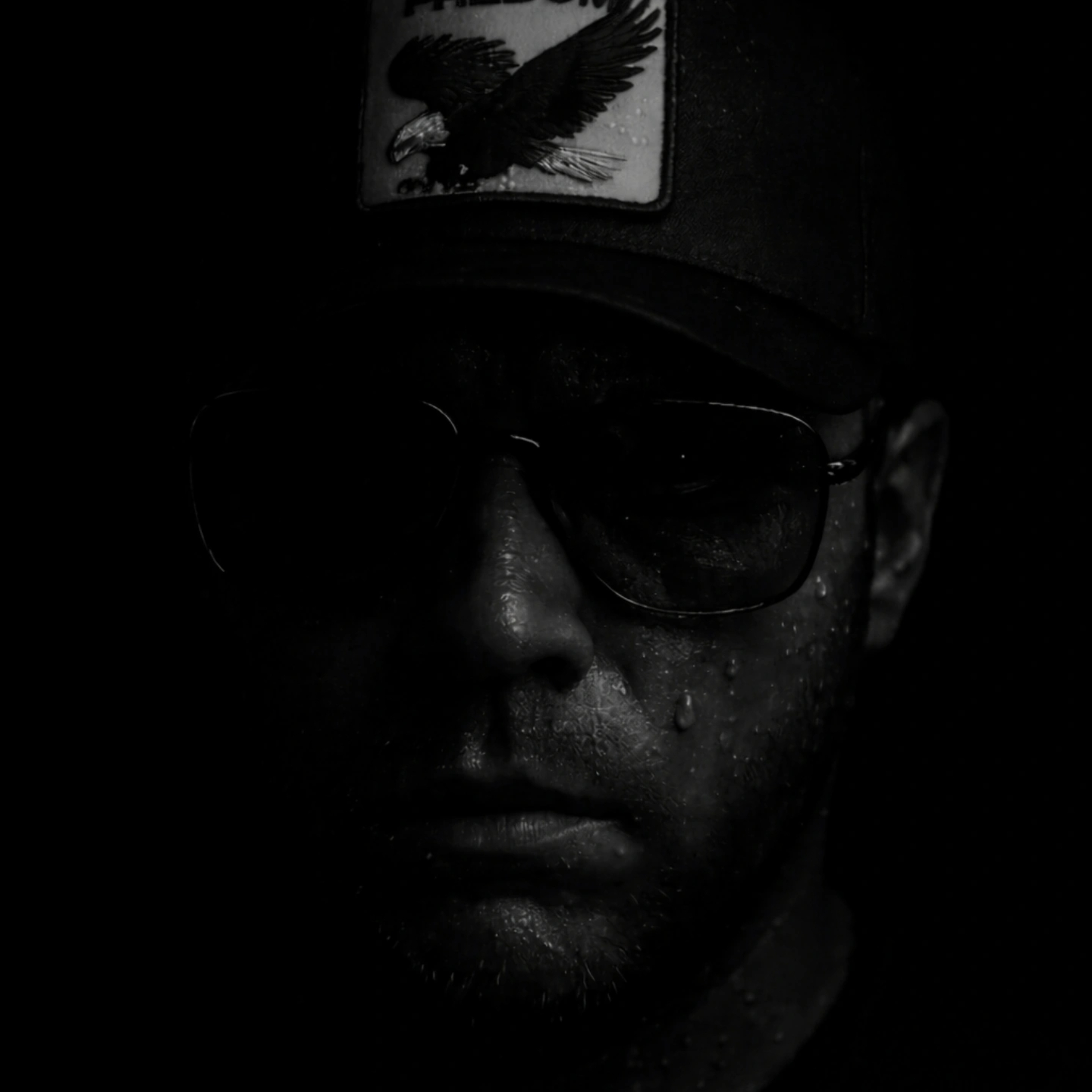 Turkuaz-Kaygan Zemin